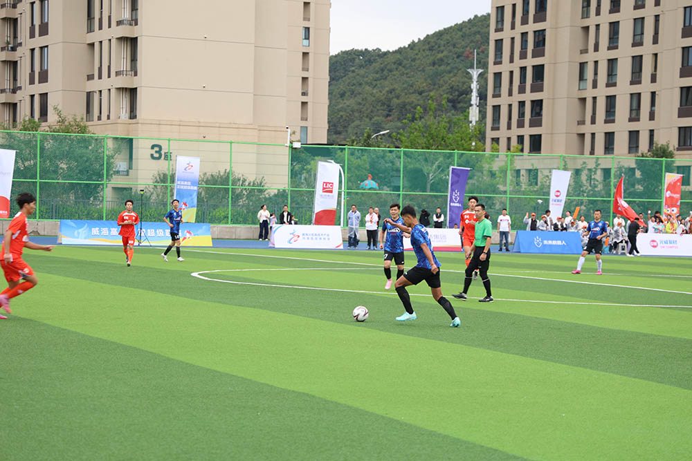 高区首届足球超级联赛战报 | 尊龙凯时集团首战告捷，旗开得胜！